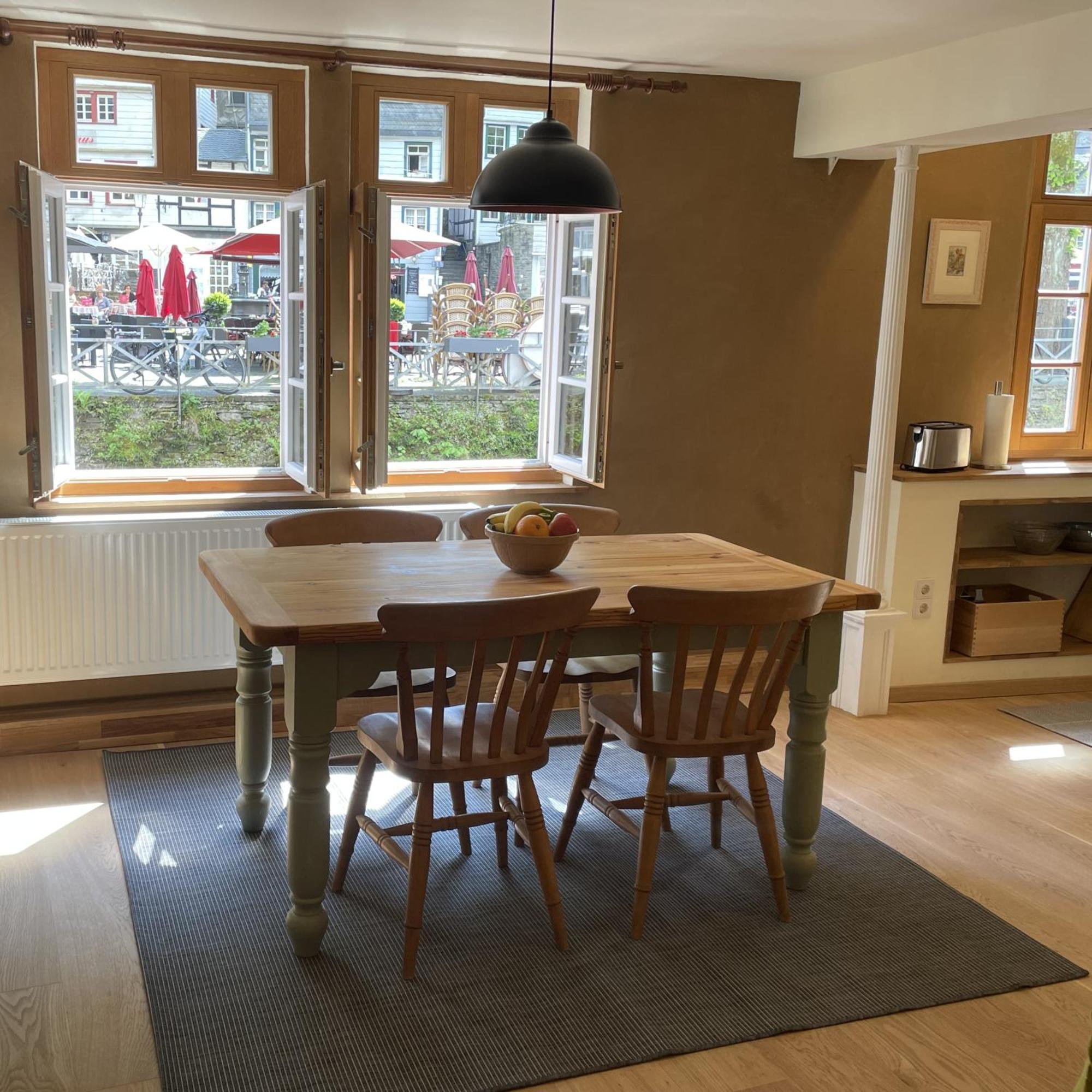Apartment Am Fluss Im Haus An Der Rur Monschau Bagian luar foto